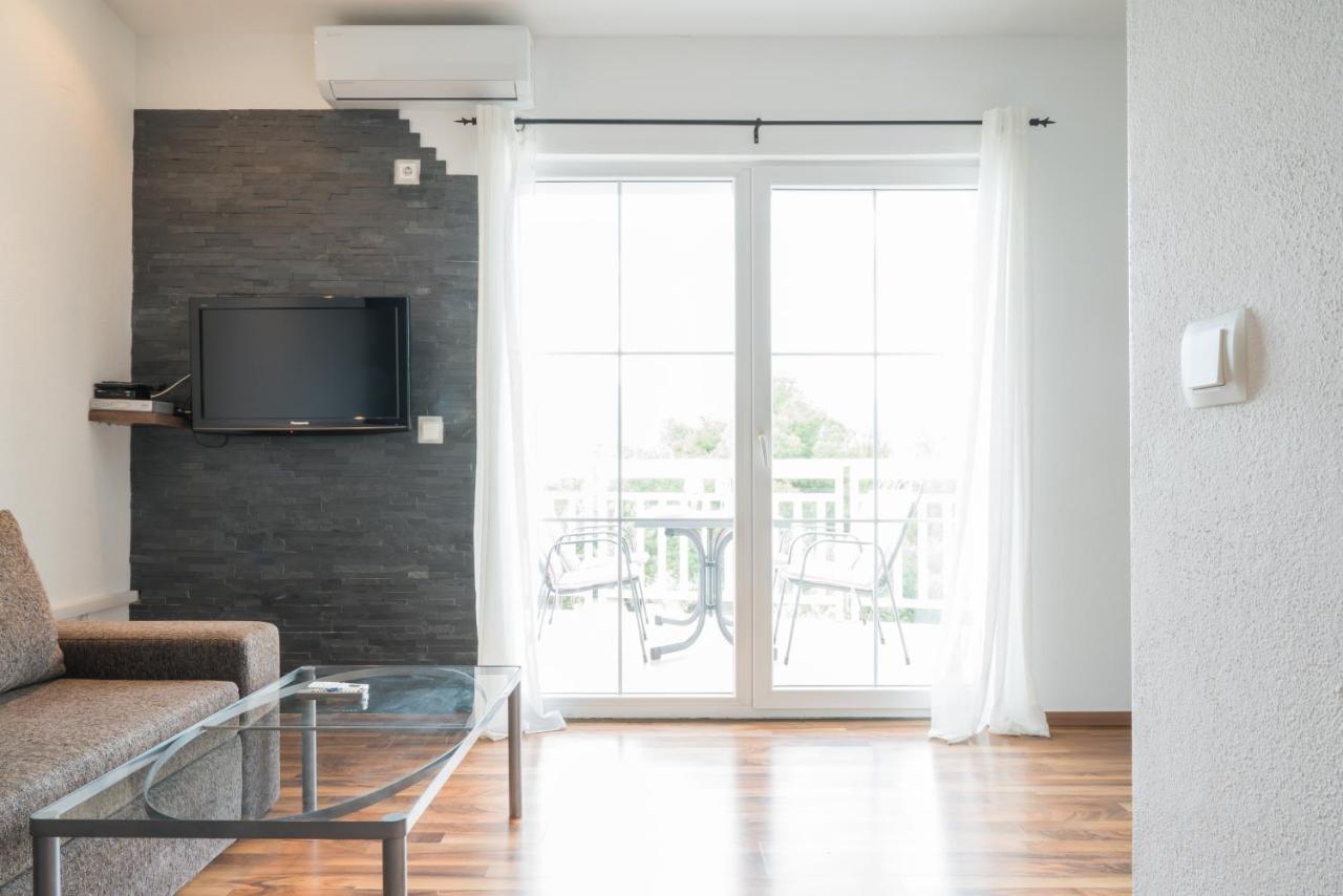 Vdl Apartments Trogir Exteriör bild