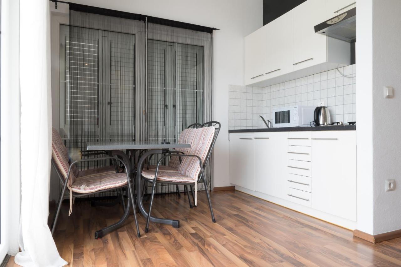Vdl Apartments Trogir Exteriör bild