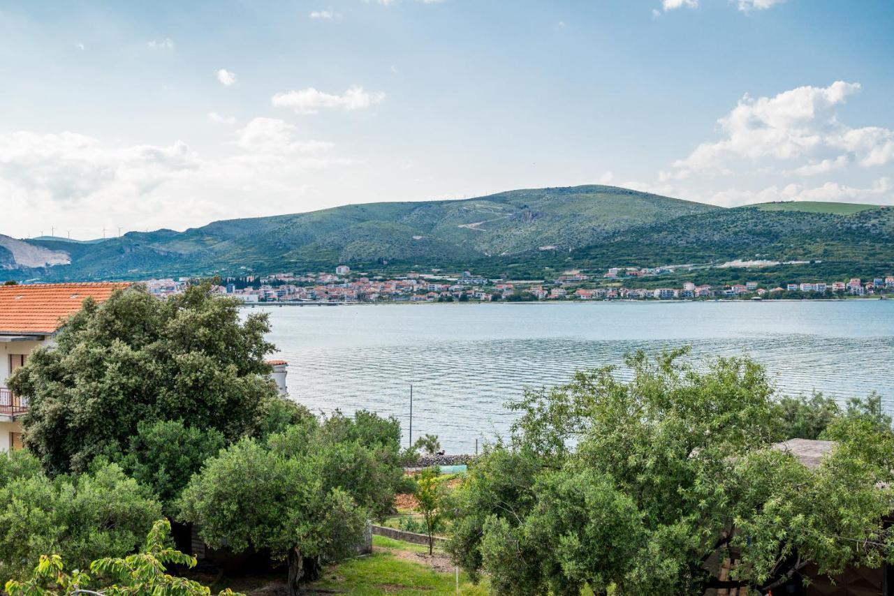 Vdl Apartments Trogir Exteriör bild