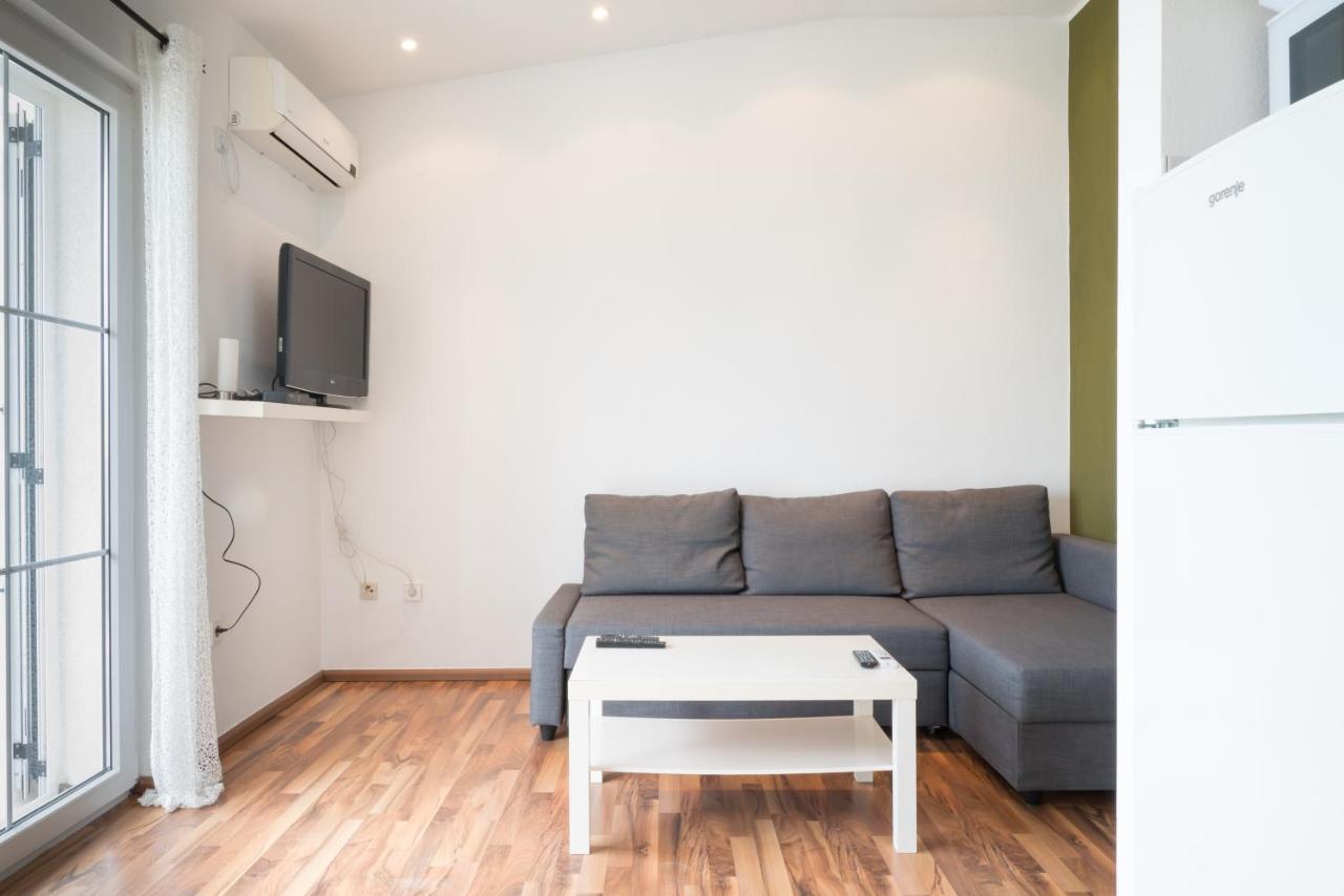 Vdl Apartments Trogir Exteriör bild