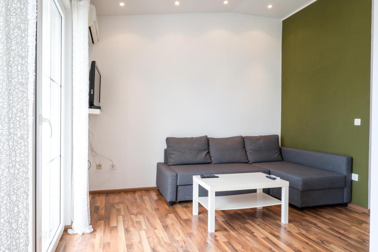 Vdl Apartments Trogir Exteriör bild