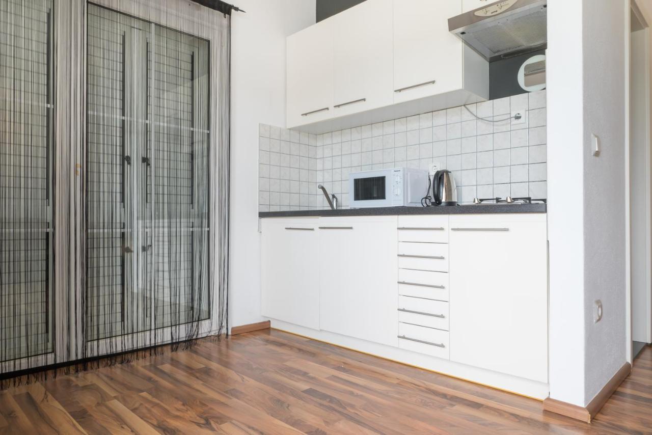 Vdl Apartments Trogir Exteriör bild