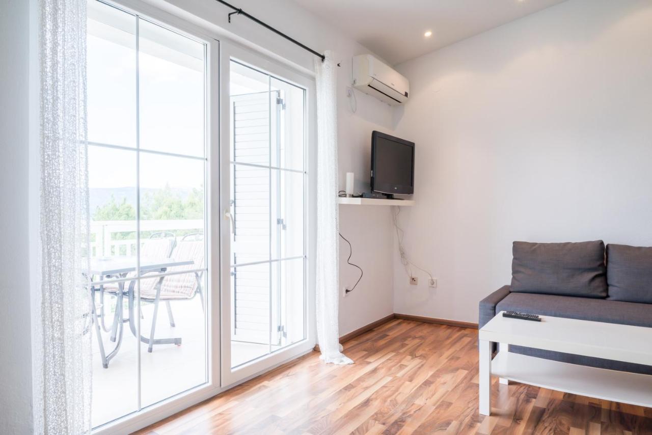 Vdl Apartments Trogir Exteriör bild